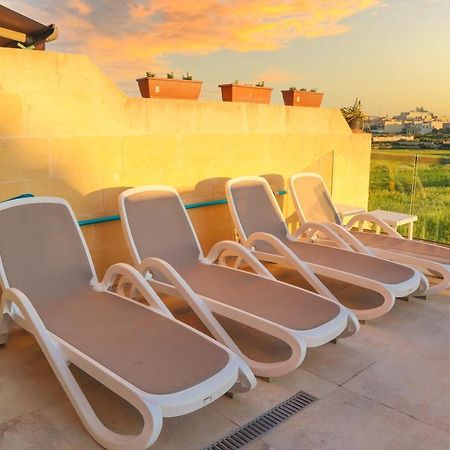 Inni Holiday Home With Infinity Pool Għarb Eksteriør billede