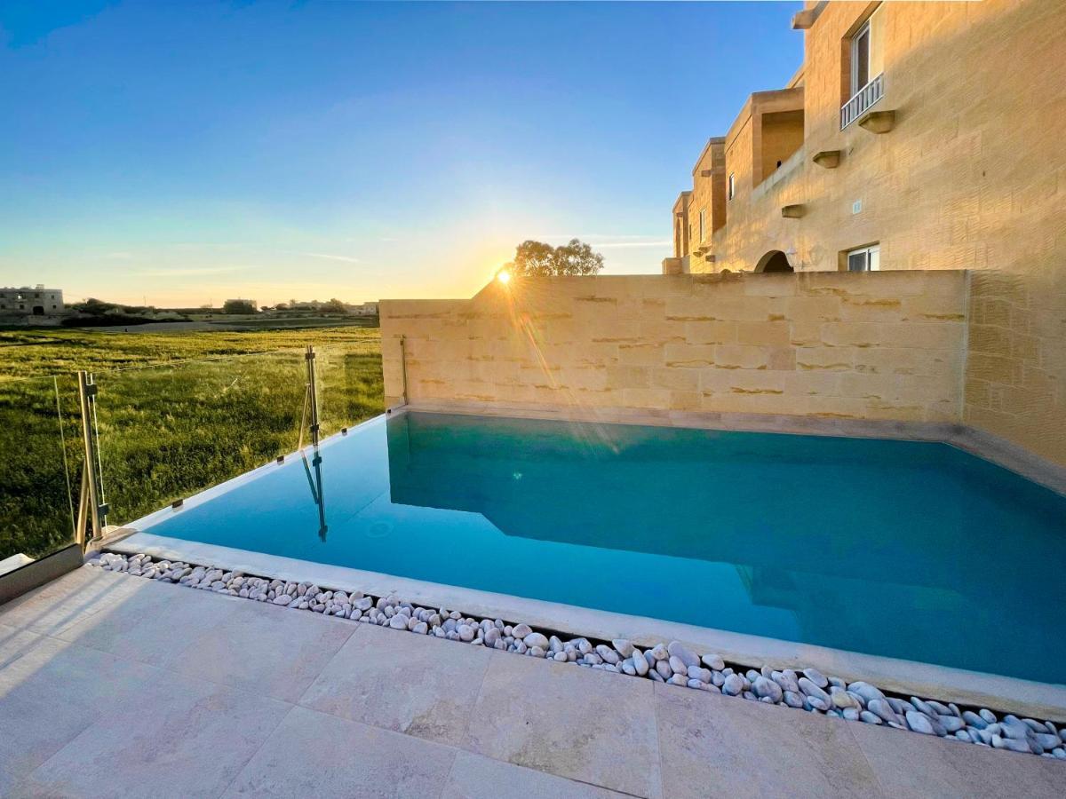 Inni Holiday Home With Infinity Pool Għarb Eksteriør billede