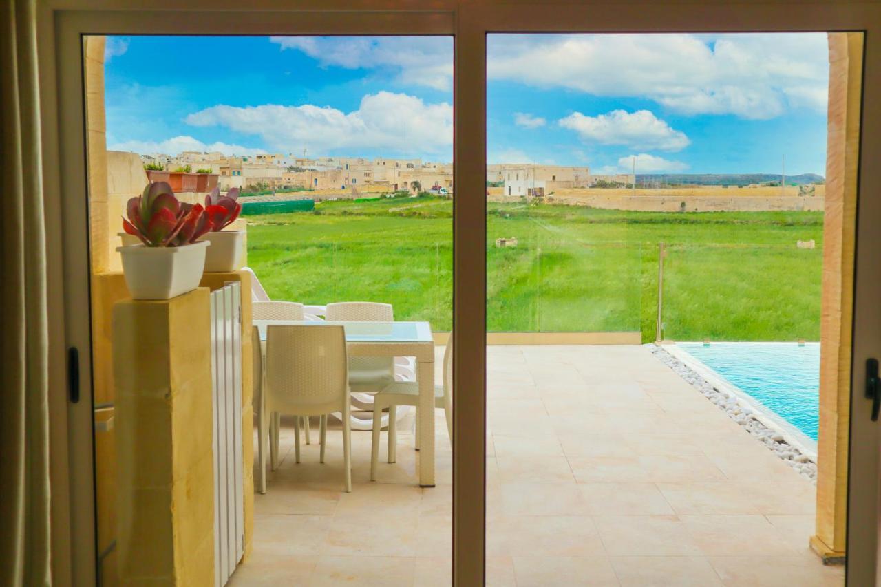 Inni Holiday Home With Infinity Pool Għarb Eksteriør billede