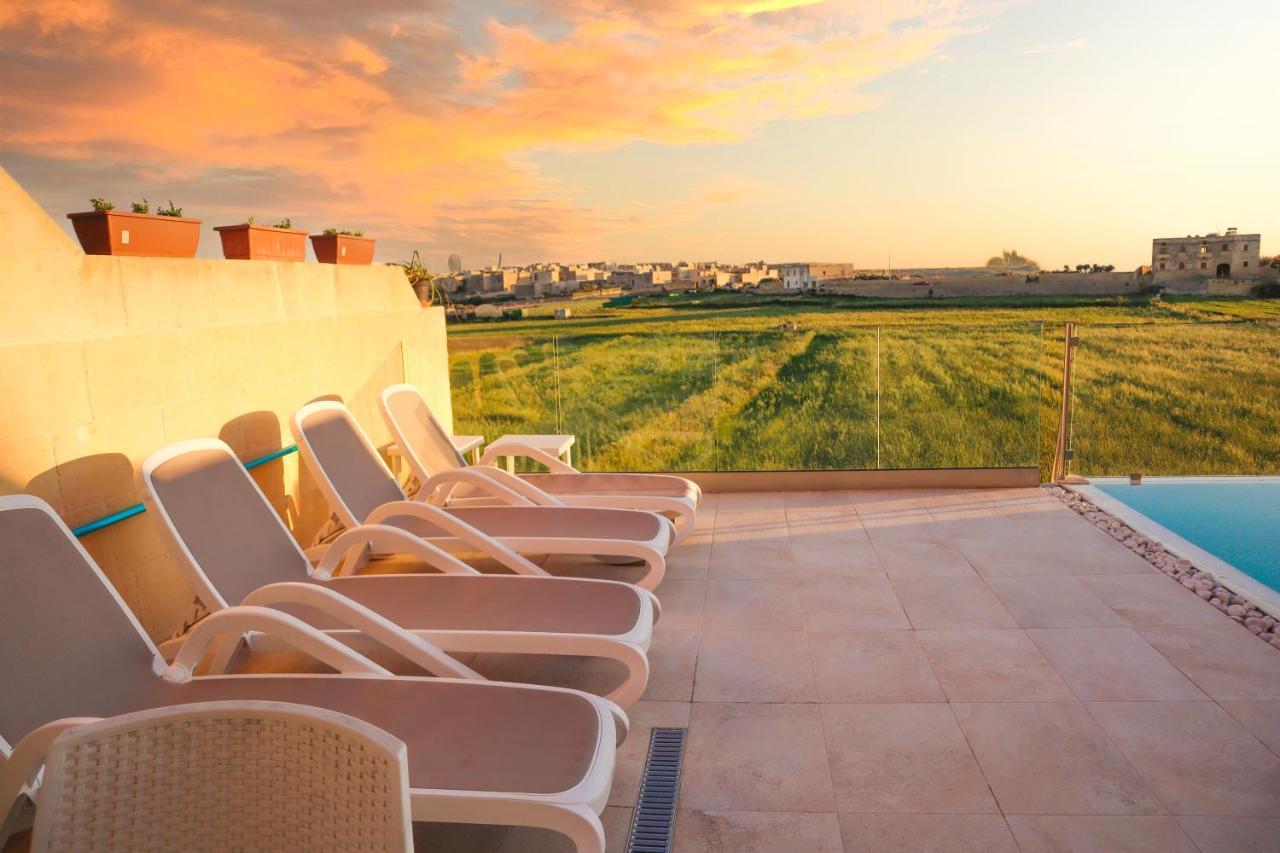 Inni Holiday Home With Infinity Pool Għarb Eksteriør billede